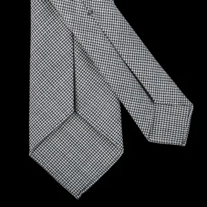 Dreaming Of Monday Ties | Blue Houndstooth 7-Fold High Twist Wool Tie