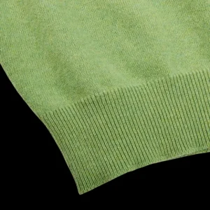 William Lockie Knitwear | Foliage Green Crew Neck Cashmere Sweater