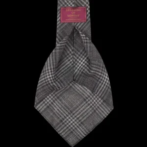 Dreaming Of Monday Ties | Grey Checked 7-Fold Vintage Wool Tie