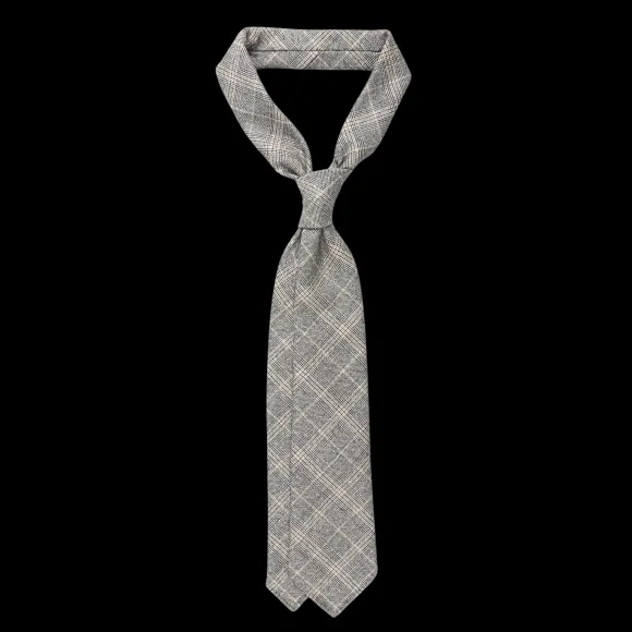 Dreaming Of Monday Ties | Grey Checked 7-Fold Vintage Wool Flannel Tie