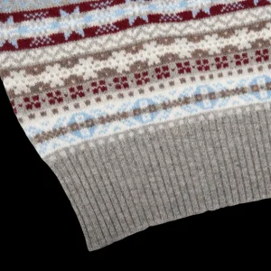 William Lockie Knitwear | Light Grey Fair Isle V-Neck Lambswool Slipover